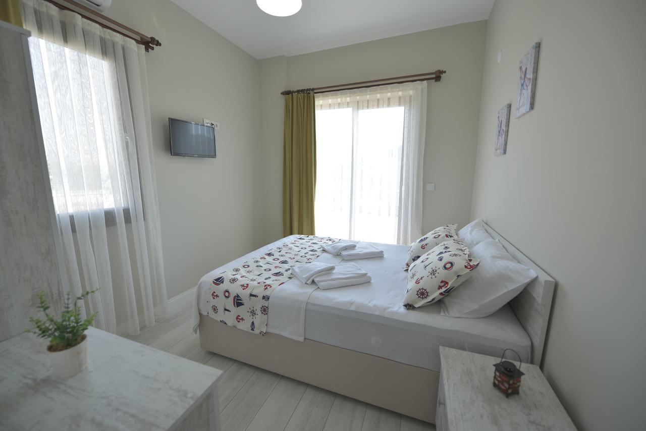 Cunda Roka Otel Аявали Екстериор снимка
